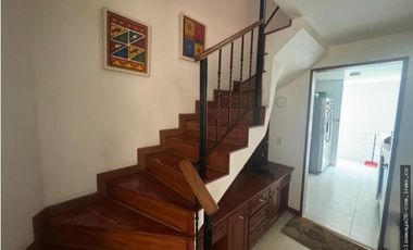CASA COLINA CAMPESTRE