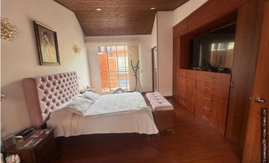 CASA COLINA CAMPESTRE