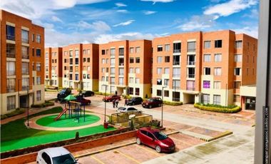 SE VENDE HERMOSO APARTAMENTO ALBORADA REAL 1