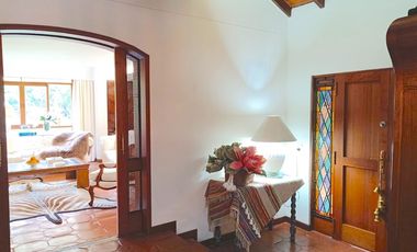 Venta Casa Finca Sabaneta Loma de San Jose con Piscina y amplio lote