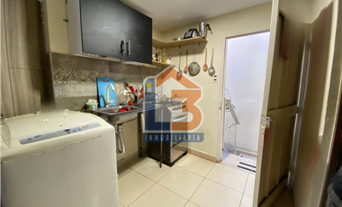 SE VENDE CASA DE USO MIXTO EN LAS AMERICAS