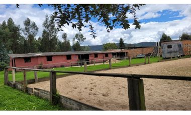 Venta Casa Campestre con pesebrera Chia