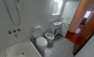 DEPARTAMENTO 4 AMBIENTES BALCON 2 BAÑOS LAVADERO