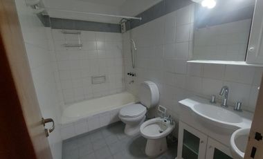 DEPARTAMENTO 4 AMBIENTES BALCON 2 BAÑOS LAVADERO