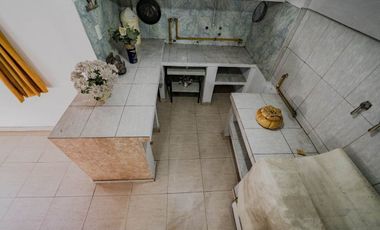 CASA EN VENTA 4 AMBIENTES EN CIUDADELA