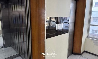 Oficina en Venta en Entre Providencia y San Pio X 55 media cuadra de salida sur de metro Tobalaba