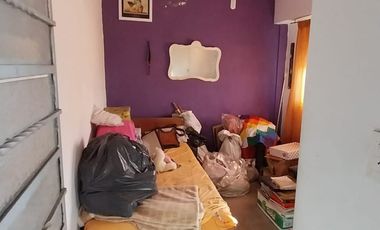 Venta 2 Casas con Local Oportunidad en Avellaneda