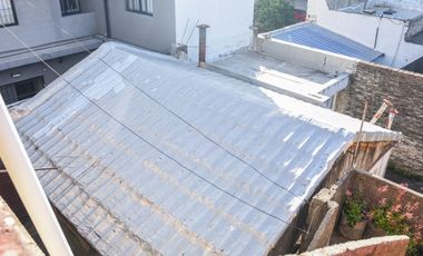 Venta 2 Casas con Local Oportunidad en Avellaneda