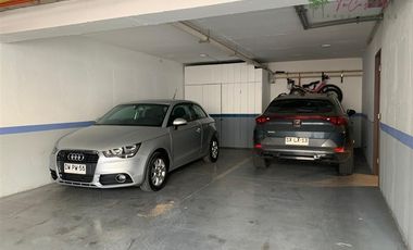 Casa en Arriendo en Camino El Alba - Pueblito Los Dominicos