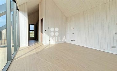 Casa en Arriendo en Casa nueva en parcela de 5000m