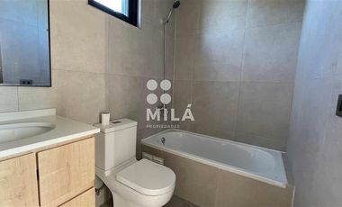 Casa en Arriendo en Casa nueva en parcela de 5000m