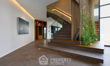 Jungle paradise duplex penthouse in Thonglor Bangkok