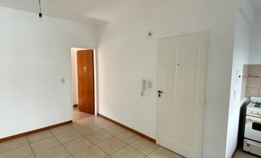 Departamento en alquiler en Moron Sur