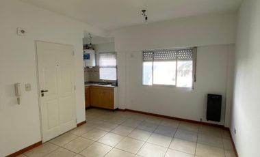 Departamento en alquiler en Moron Sur