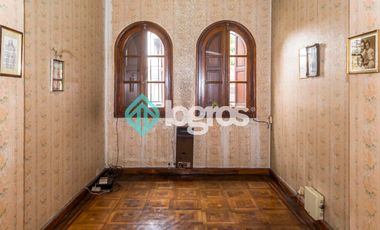 PH en venta de 4 dormitorios c/ cochera en Centro