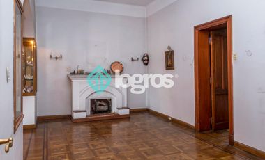 PH en venta de 4 dormitorios c/ cochera en Centro