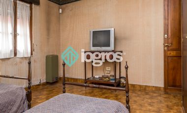 PH en venta de 4 dormitorios c/ cochera en Centro