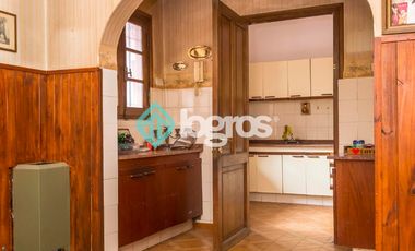 PH en venta de 4 dormitorios c/ cochera en Centro