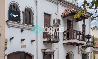 PH en venta de 4 dormitorios c/ cochera en Centro