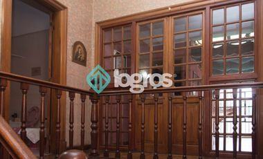 PH en venta de 4 dormitorios c/ cochera en Centro