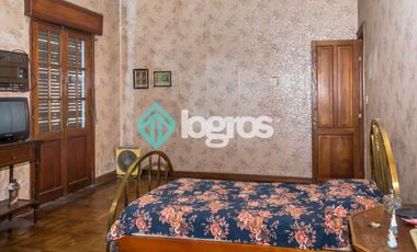 PH en venta de 4 dormitorios c/ cochera en Centro