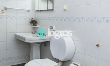 PH en venta de 4 dormitorios c/ cochera en Centro