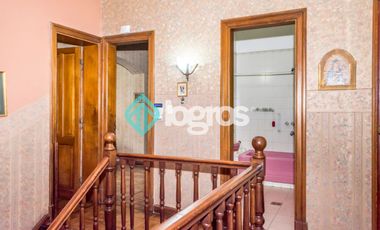 PH en venta de 4 dormitorios c/ cochera en Centro