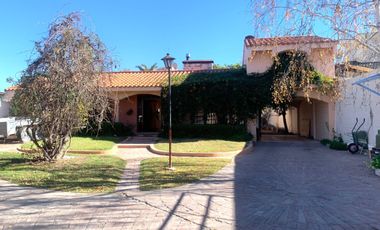 Espectacular Casa en venta en inmejorable ubicación residencial