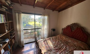 Casa en venta de 3 dormitorios c/ cochera en Barrio La Armonía