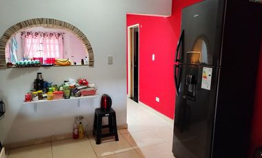 CASA TRES AMBIENTES VENTA LONGCHAMPS  CON PARQUE