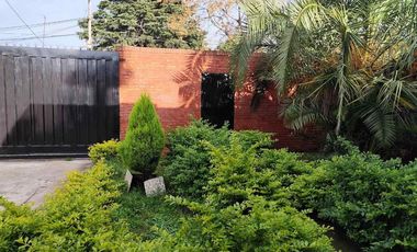 CASA TRES AMBIENTES VENTA LONGCHAMPS  CON PARQUE