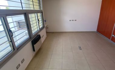VENTA GALPON CON OFICINAS GENERAL BUSTOS