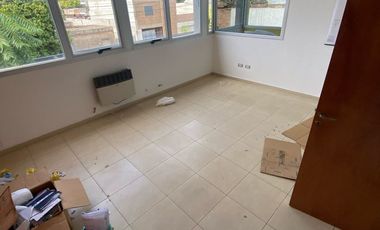 VENTA GALPON CON OFICINAS GENERAL BUSTOS