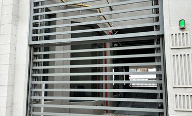 VENTA COCHERA EN TORRE AQUA