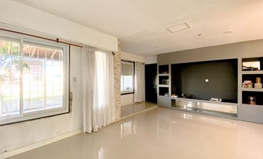 VENTA CASA INTELIGENTE CON PARQUE