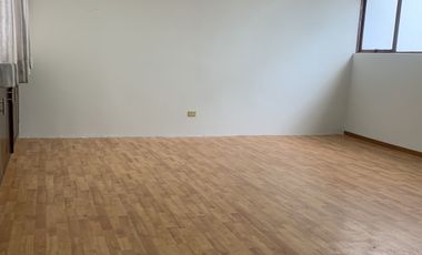 Casa en renta ideal para oficinas o consultorio en Huexotitla