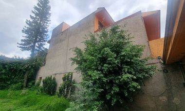 En Venta Echegaray gran oportunidad casa como terreno para remodelar