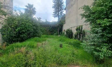 En Venta Echegaray gran oportunidad casa como terreno para remodelar