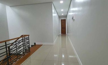 2 Storey Elegant Townhouse for sale in Fairview near Commonwealth Quezon City