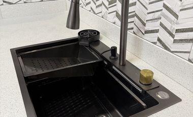 Duplex Unit in Vermont Park Executive Village Antipolo For Sale