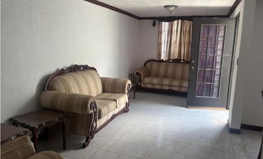 SE VENDE CASA EN PRIVADA SANTA PATRICIA