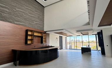 Hermosa Casa en La Marina el Cid