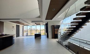 Hermosa Casa en La Marina el Cid