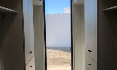 Hermosa Casa en Sonterra Residencial