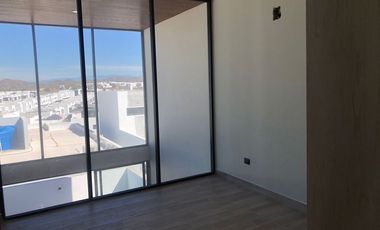 Hermosa Casa en Sonterra Residencial