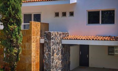 CASA EN VENTA O RENTA EN EL CIELO COUNTRY CLUB