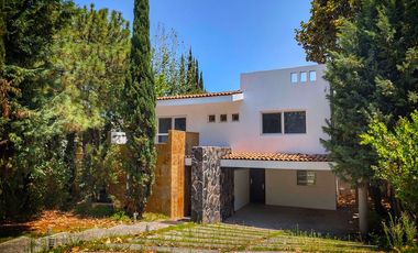 CASA EN VENTA O RENTA EN EL CIELO COUNTRY CLUB