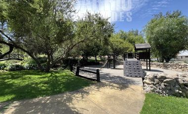 Sitio en Venta en Chicureo / Piedra Roja