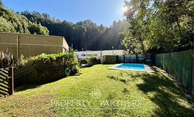 Moderna casa con piscina en Schaub