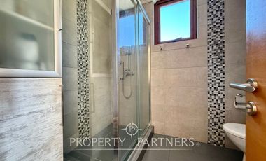 Moderna casa con piscina en Schaub